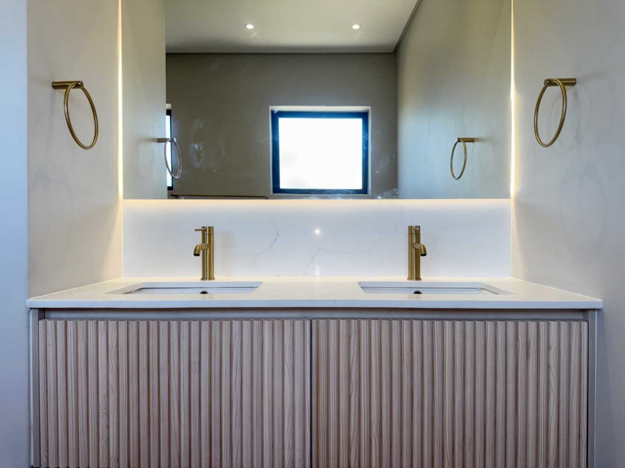 3 Bedroom Property for Sale in Country Club Western Cape